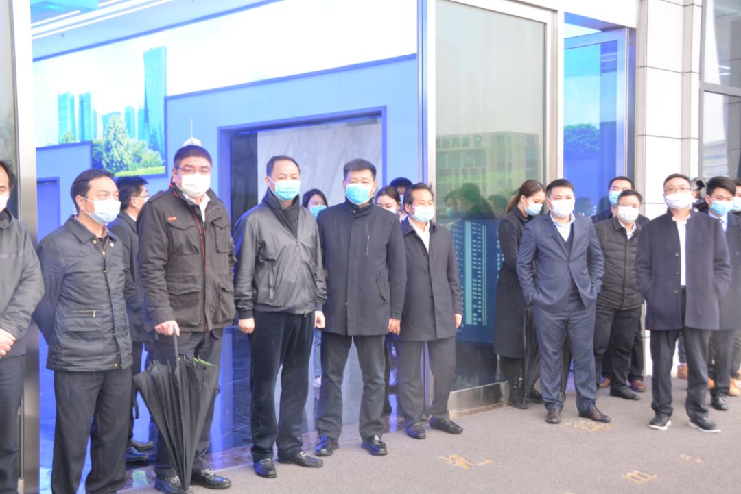 长沙市委副书记、代市长郑建新一行调研欧宝OB环境长沙中联产业园
